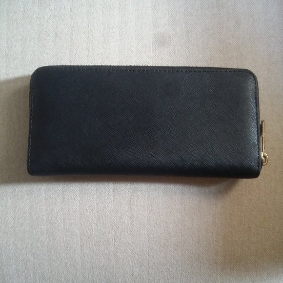 Michael Kors Black Wallet - Picture 2 of 5